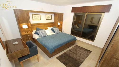 Royal Luxury Apartments & Studios