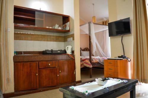 Hotel Rosslyn Apartments