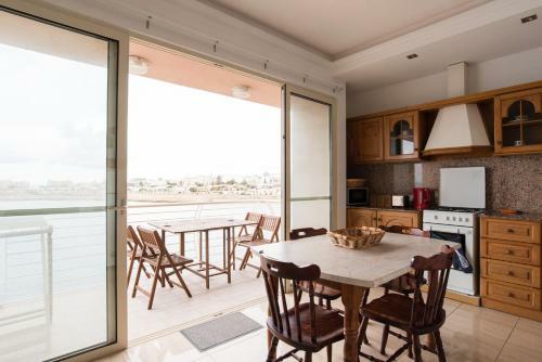 Seafront Apartment Marsascala