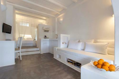 Hotel Nefeli Sunset Studios