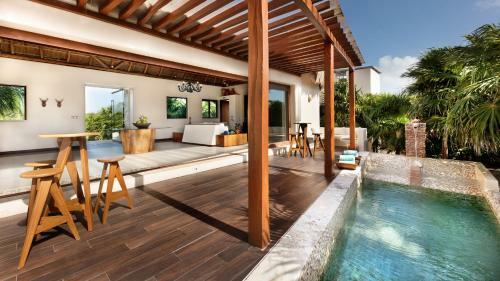 Hotel Kanxuk Luxury Resort