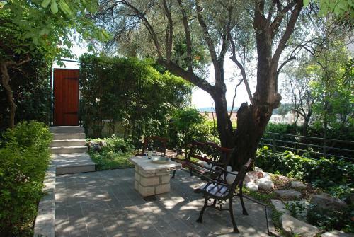 Holiday Home Olive Tree