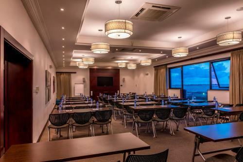 Protea Hotel By Marriott Lagos Kuramo Waters