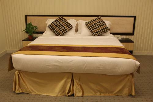 Peninsula Hotel