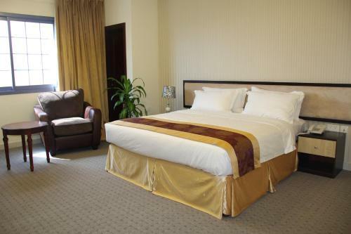 Peninsula Hotel