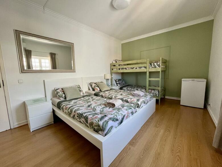 Eco Ljmonade Hostel