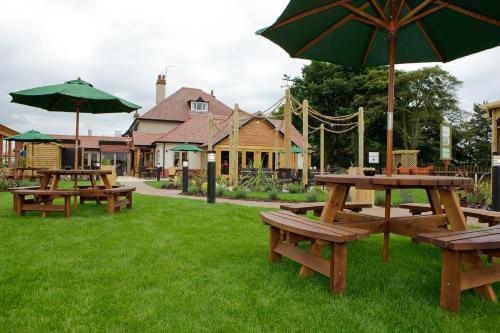 Hotel Lobster Pot By Marston's Inn