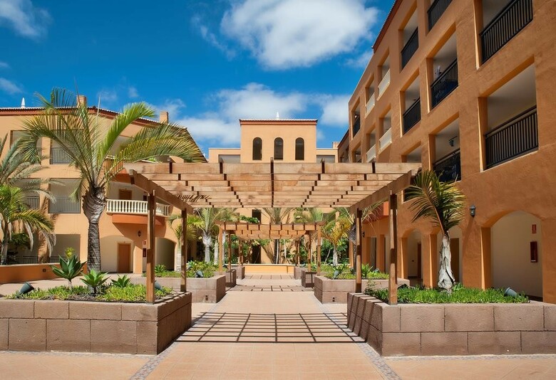 Grand Muthu Golf Plaza Hotel & Spa