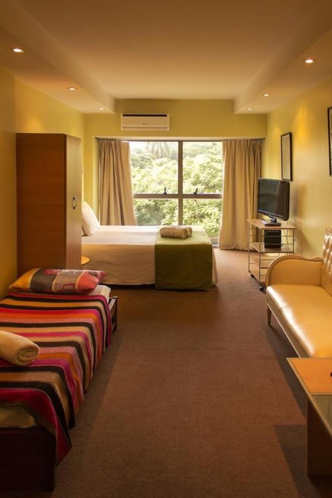 Hotel Callao Plaza Suites