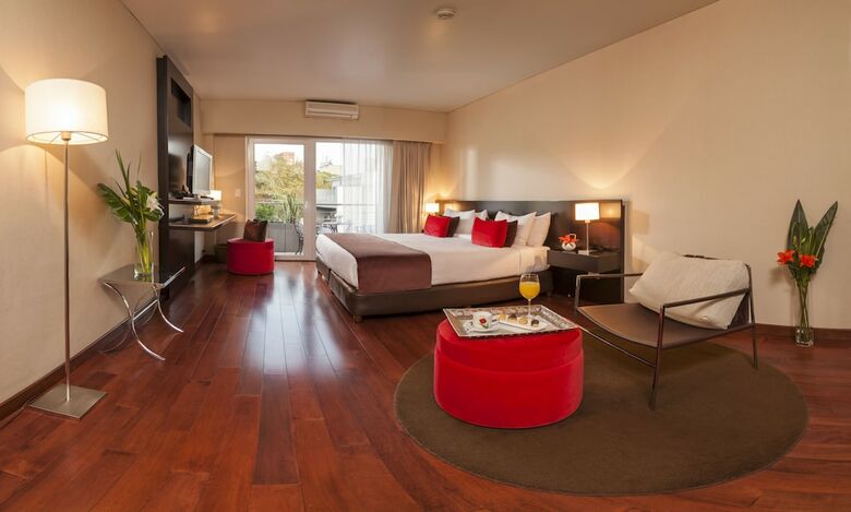 The Glu Hotel