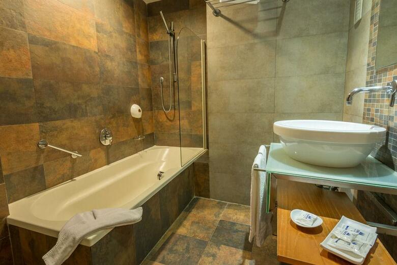 Hotel Maritim Antonine & Spa