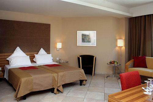 Hotel Maritim Antonine & Spa