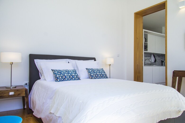 Liiiving In Porto | Blue Flower Apartment