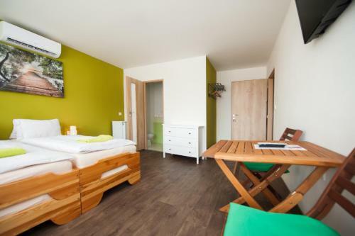 Hostal Ubytov�n� Merlot
