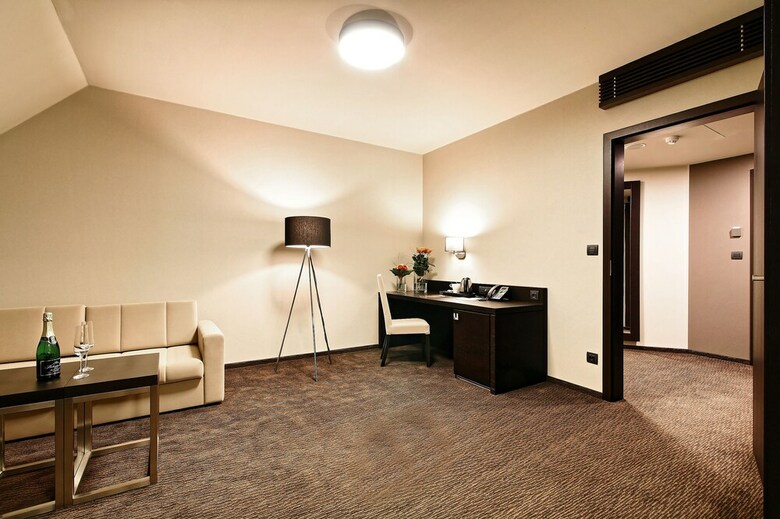 Hotel Victory