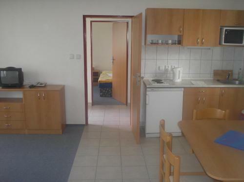 Hotel Holiday Resort Losinka