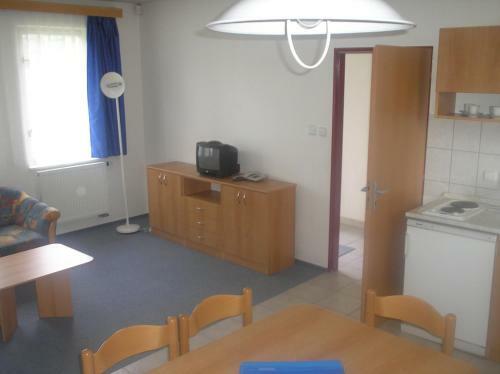 Hotel Holiday Resort Losinka