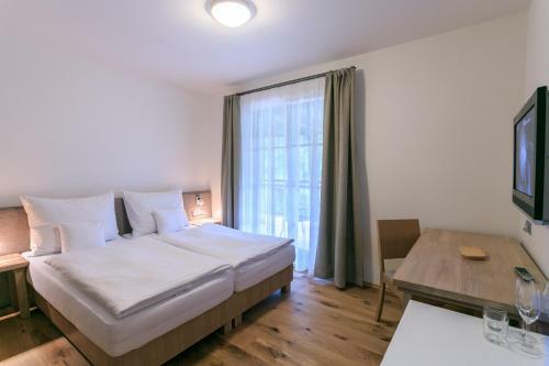 Hotel A Restaurace U Vychop??