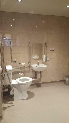 Sandford House Hotel