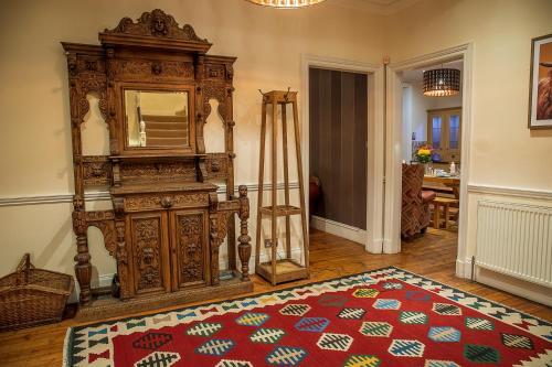 Villa River House