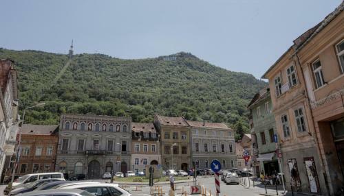 Apartamento Poarta Schei Residence