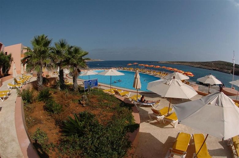 Hotel Comino