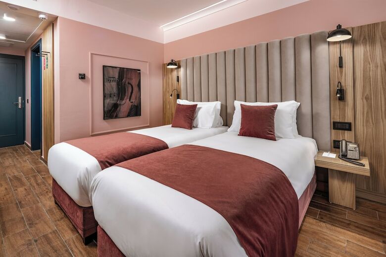 Vivaldi Hotel