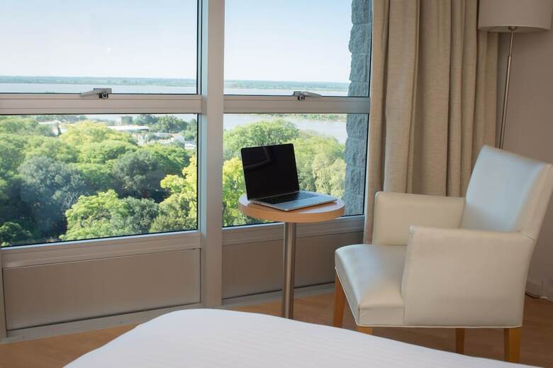 Hotel Maran Suites Y Towers