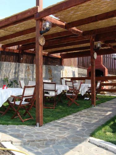Hotel Pensiunea Taverna Bucium