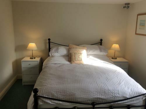 Leadenham Cottage