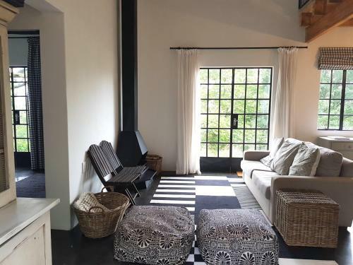 Hostal Little Fields Country House And Cottages