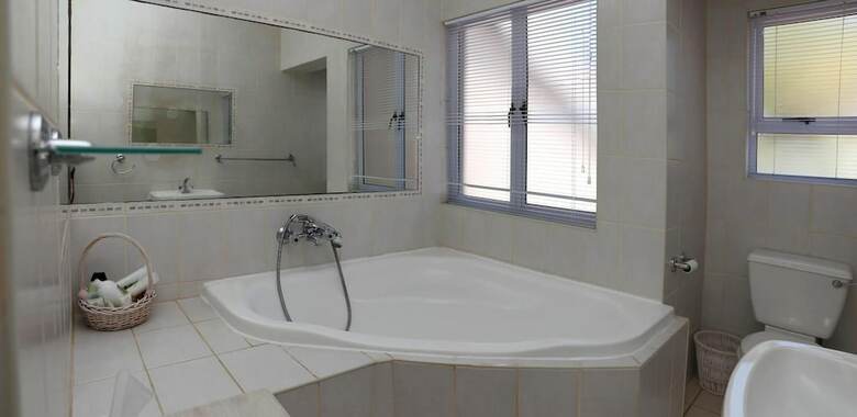 Apartamento Acacia Crescent Seaview Manor