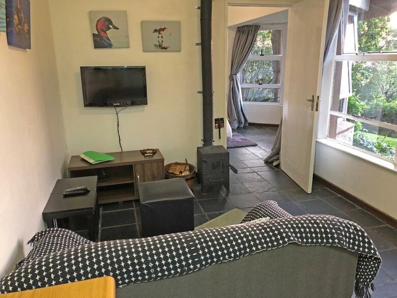 Hostal Hills And Dales Accommodation
