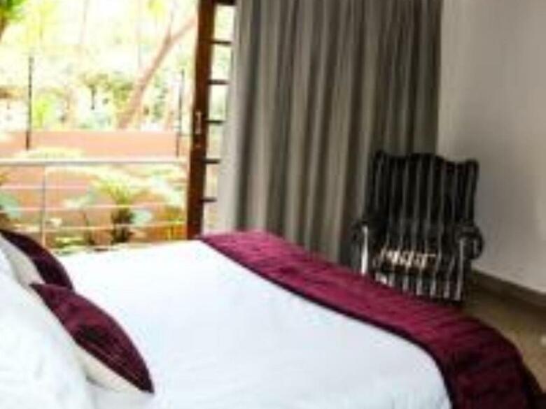 Hostal Casa Albergo Guest House