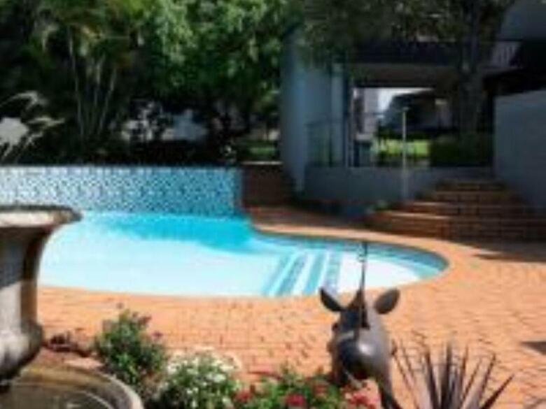 Hostal Casa Albergo Guest House