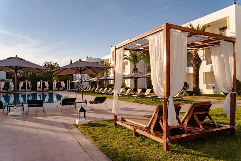Hotel Vincci Flora Park