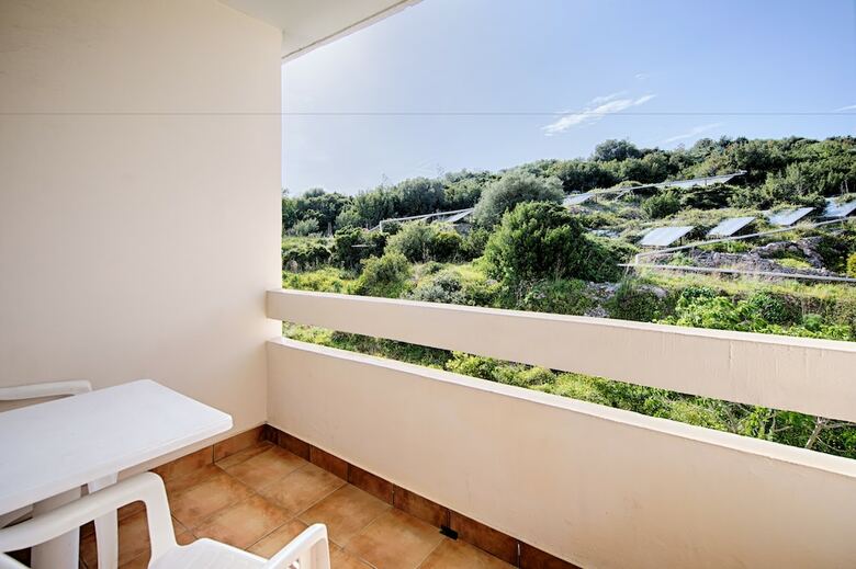 Hotel Issa