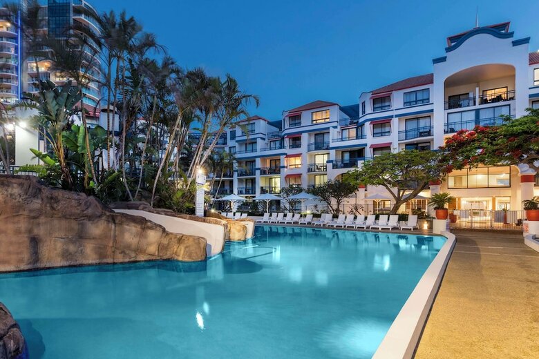 Hotel Oaks Calypso Plaza Resort
