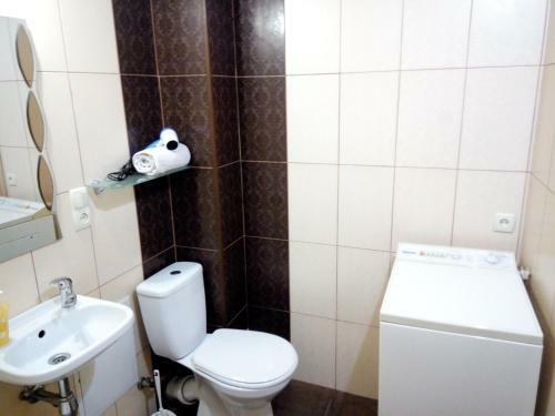 Apartamento Flat On Sheptytskykh