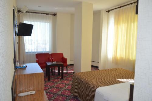 Akgol Renaissance Hotel