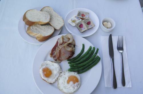 Luganvilla Business Hotel And Restaurant