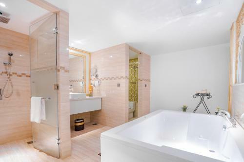 Cicilia Hotels & Spa Nha Trang