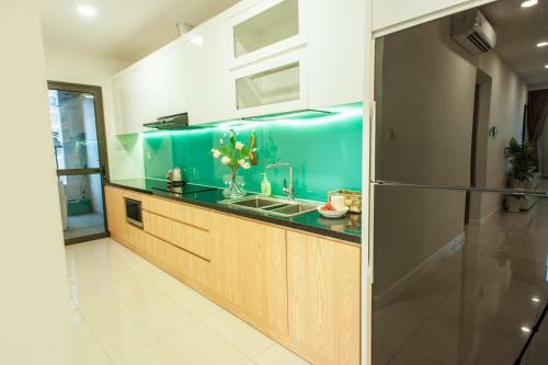 Infinity Edge Pool Apartments