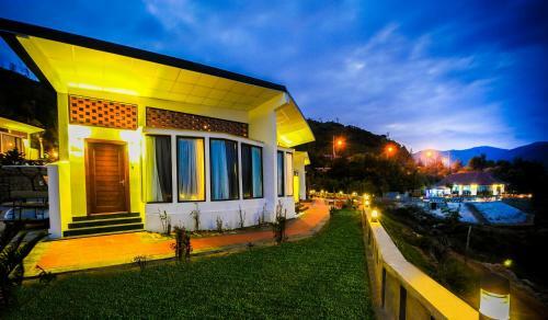 Hotel Aurora Villas And Resort