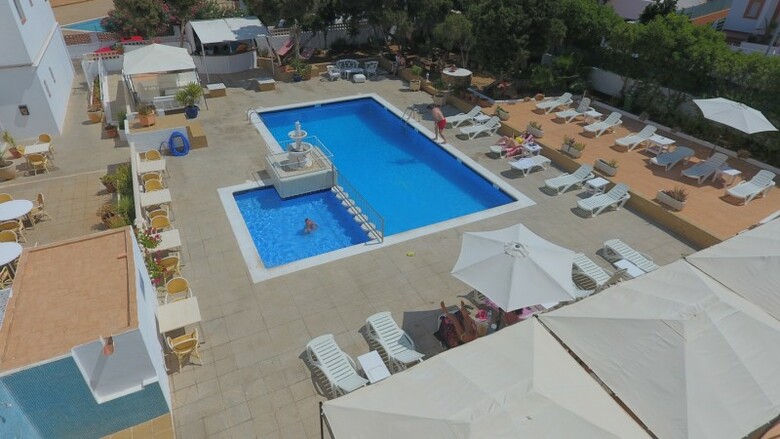 Apartamentos San Antonio Beach