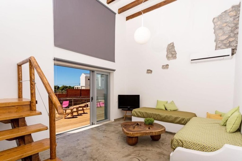 Lindos Seastone Villas