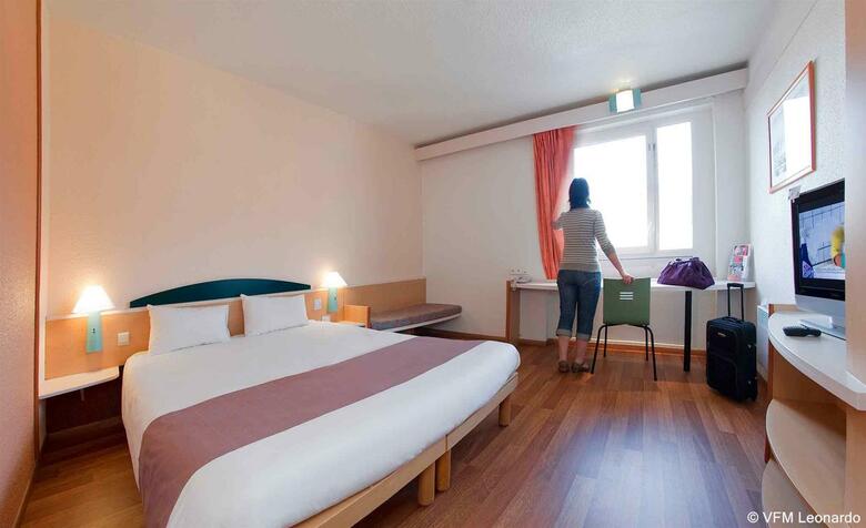 Hotel Ibis Mons Centre Gare