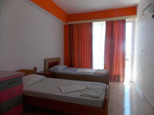 Damian Saranda Hotel