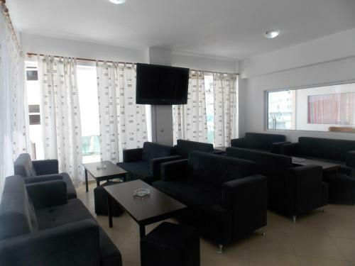 Damian Saranda Hotel