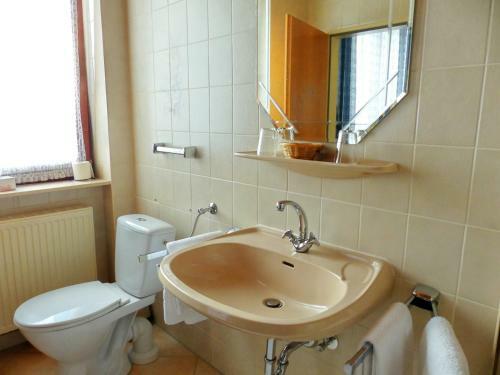 Hostal Weinstube Zur Lindenau